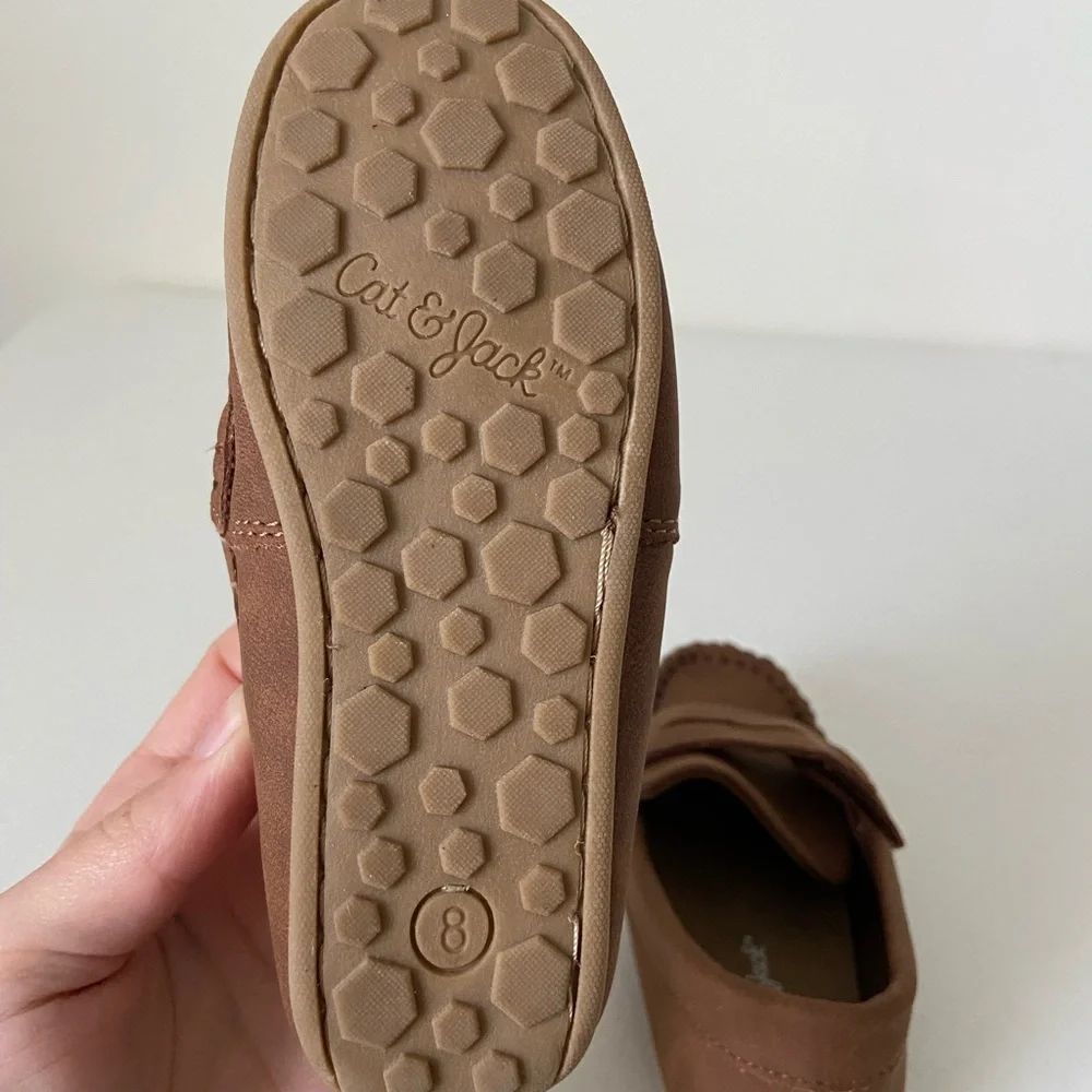 NWOT | Cat & Jack boy’s slip on velcro loafers size 8 - Picture 5 of 7